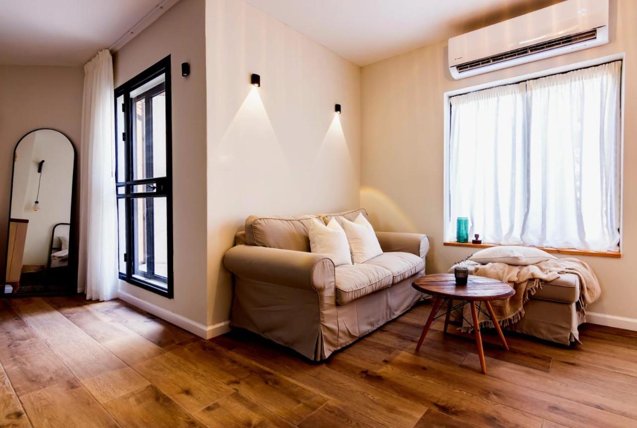 Bed and Breakfast Jabotinsky 37 Зихрон-Яаков Экстерьер фото